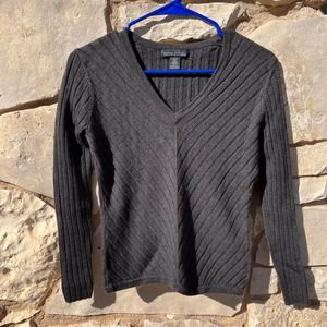 Women's Banana Republic Extra Fine Italian Merino Grey Sweater